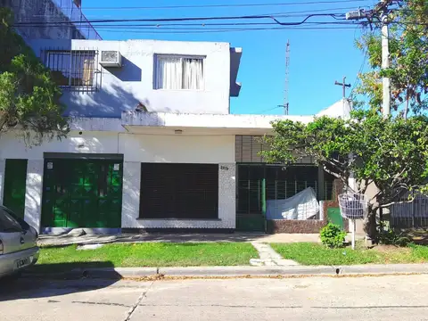 Depto Tipo Casa 5 ambientes con 2 baños