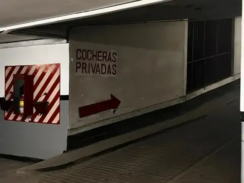 Cochera en Venta Fija