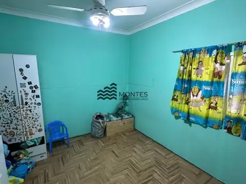 Casa 3 ambientes con 1 baño