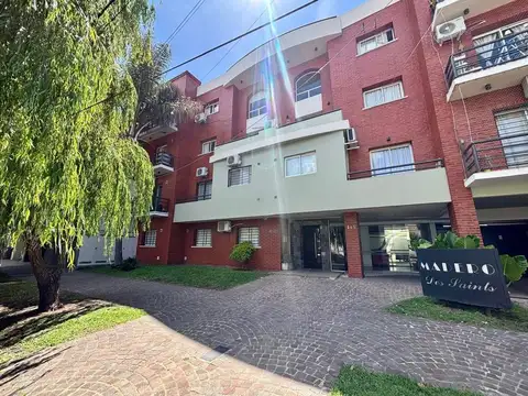 General Jose San Martin 100