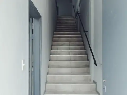 Oficina en Alquiler en Villa de Mayo, USD 4.800