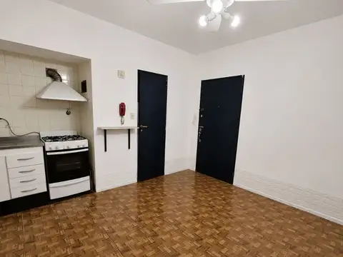 VENTA MONOAMB LIMITE CABALLITO APTO PROF PATIO