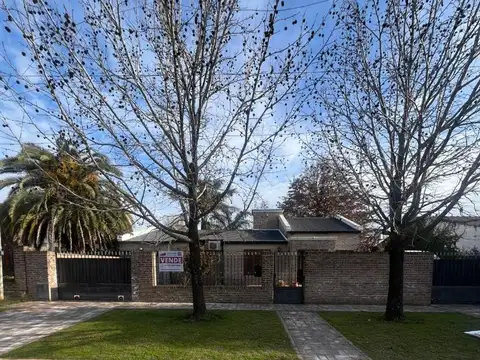 Casa  Céntrica- Marcos Paz