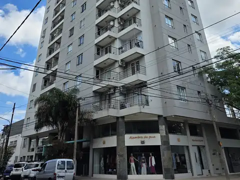 Departamento en Torre Isa 8B