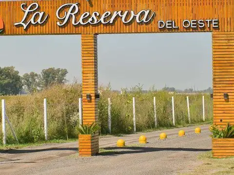 Terreno  en Venta en Barrio "La Reserva del Oeste"