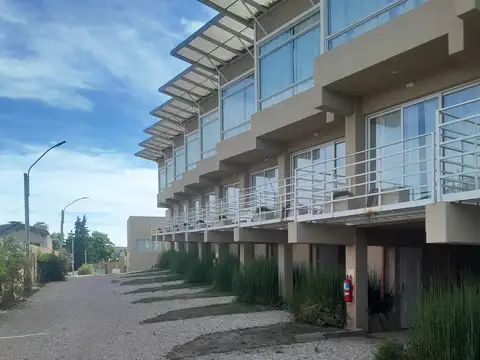 Venta  De Triplex  Sierra De La Ventana Equipado Con Pileta  Financiacion