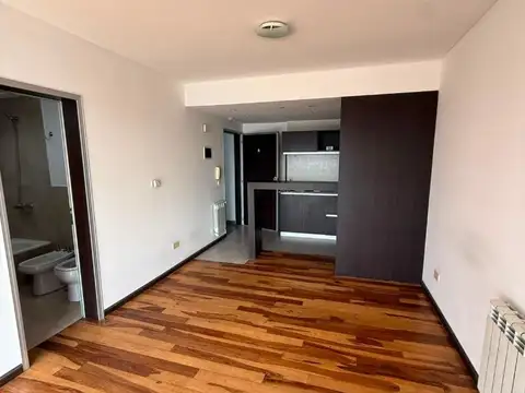 149 1100, Piso 10