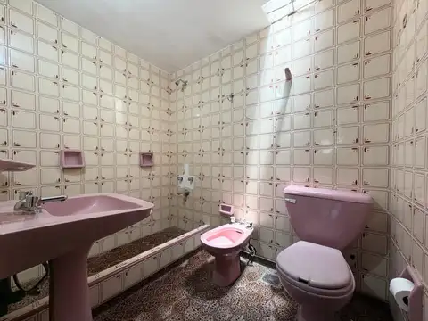 Depto Tipo Casa en Venta con 1 cocheras