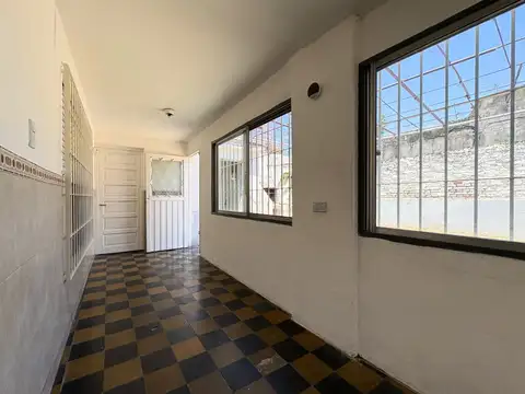 Depto Tipo Casa en Venta 46 años