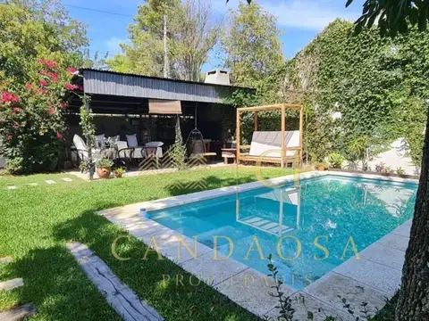 Adg. Oportunidad! Casa 4 Ambientes Con Pileta