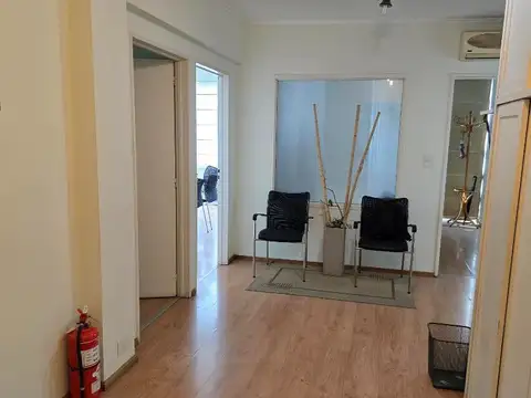 Oficina en Venta en San Nicolás, USD 85.000