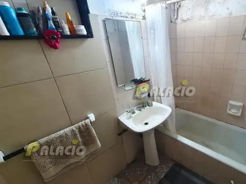 J M Campos 2825