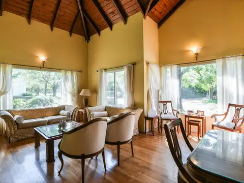 Casa venta 3 dormitorios Kentucky barrio privado Funes