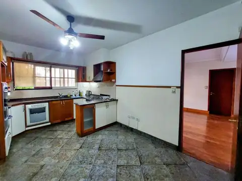 Casa en Venta en Haedo, USD 260.000