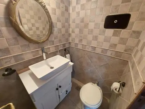 Casa 4 ambientes con 3 baños