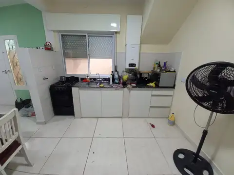 Depto Tipo Casa en Venta de 4 ambientes