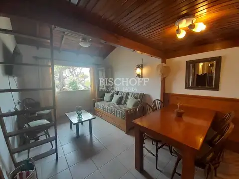 AVENIDA 2 ENTRE PASEOS 107 Y 108