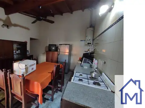 Casa 3 ambientes con 1 baño