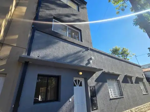 PH 2 ambientes en Planta Baja - Reciclado