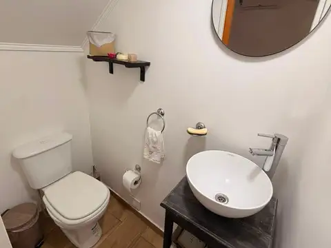Depto Tipo Casa en Alquiler al Este