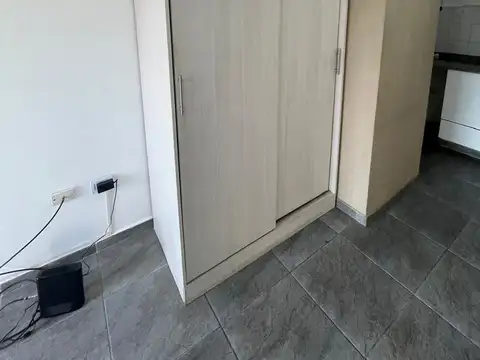 Departamento 1 amb con balcón al contrafrente