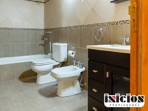 Hipolito Yrigoyen 2500