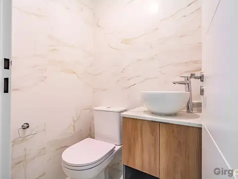 Departamento 3 ambientes con 2 baños