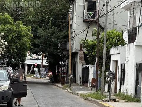 Galpon en Venta en Ramos Mejia Sur, USD 120.000