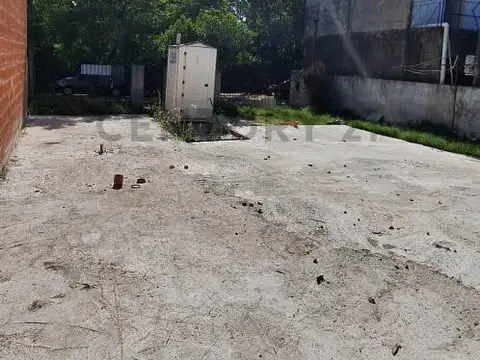 Terreno en Venta 20  mts Fondo