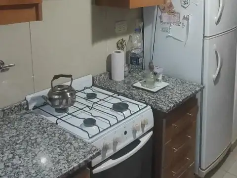 Depto Tipo Casa en Venta en Villa Luzuriaga, USD 43.000