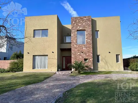 Casa en Venta en El Canton, Countries y Barrios Cerrados en Escobar