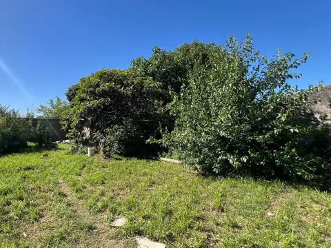 CASA EN VENTA CON PARQUE VILLA ELVIRA
