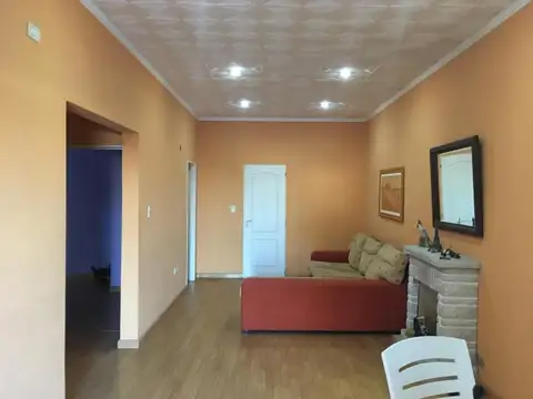 Casa en Venta en Zarate, USD 180.000