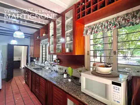 6 Has. en venta con casa, casa de casero y caballerizas