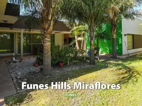 Casa en Venta con 2 cocheras