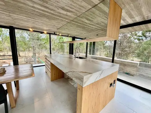 Casa en Venta en Villarobles, USD 350.000