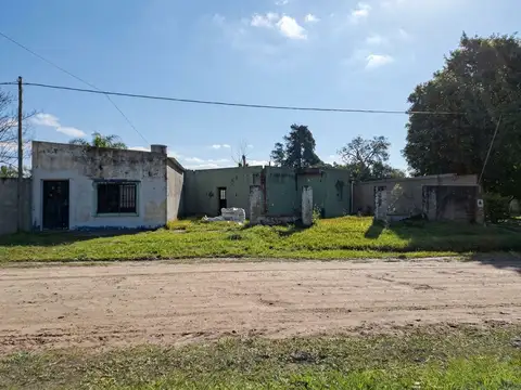 Se Vende Construccion/Casa-Gran Terreno