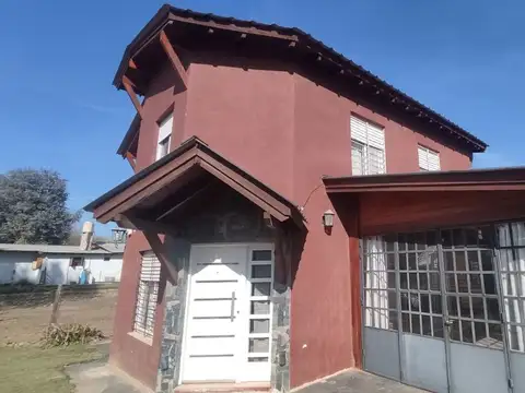 Casa en Venta con 1 cochera