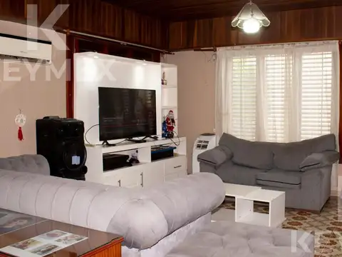 Departamento en Venta en Los Hornos, USD 115.000