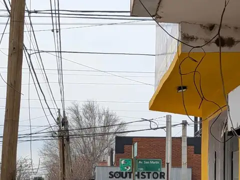 Avenida San Martín y Belgrano 1er piso  - Plottier