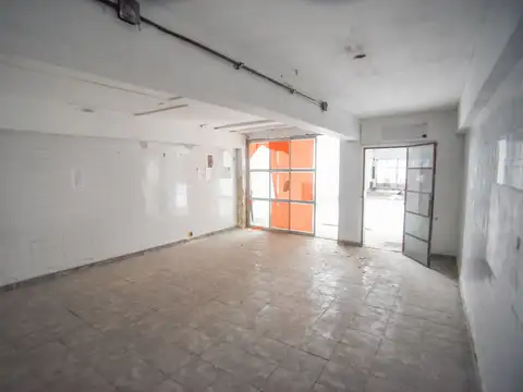 Local en Venta 55 años