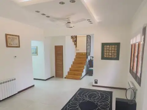 Casa - Venta - Argentina, Rosario - SANTA FE 8014