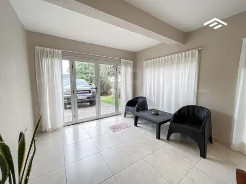 Nuevoingreso! Casa a la venta en Los Naranjos!