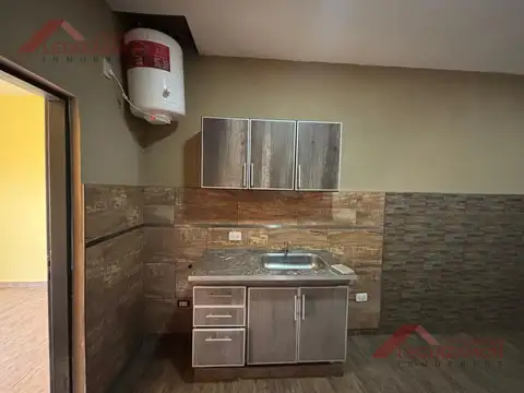 Departamento en Alquiler en Lomas del Mirador, $ 400.000