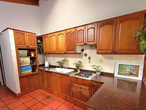 Casa en Venta en Ciudad Jardín del Palomar, USD 179.000
