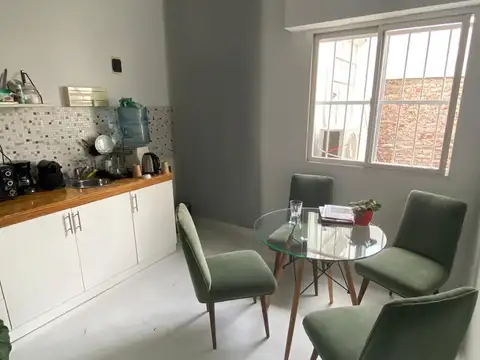 ALQUILER OFICINA SIN EXPENSAS - Villa Crespo - Balcón, entrada independiente tipo PH | Audiovisual