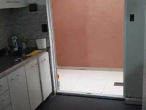 Depto Tipo Casa en Venta al Este