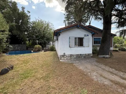 Casa 4 ambientes con 1 baño