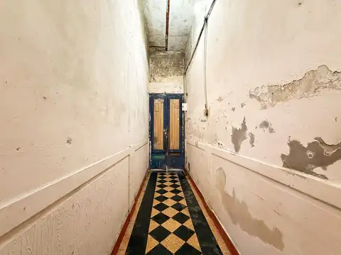 Casa 6 ambientes con 1 baño