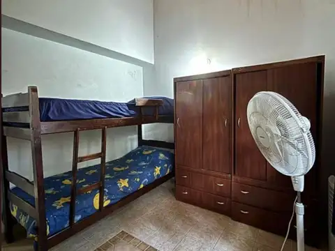 Casa en venta - 8 Dormitorios 6 Baños - Costa del Este